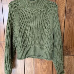 Cable knit Sweater from H&M. Size small. Green